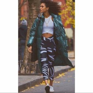 Year Of Ours Veronica Abstract Legging size medium